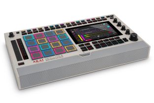 AKAI Professional MPC Live III Retro