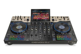 Denon DJ Prime 4 G2 4-kanaals standalone DJ-systeem met ingebouwde effecten, lichtuitgang en stems